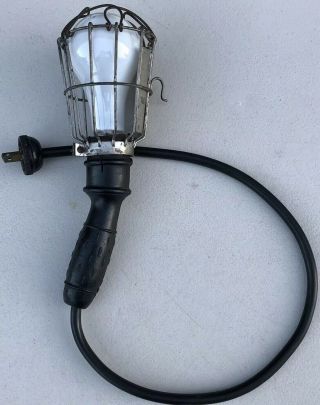 Vintage 1930’s - 40s Wire Metal Trouble Drop Light Bulb Cage Industrial Work Light
