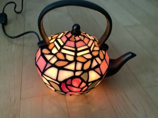 Vtg Tiffany style lamp tea pot kettle stained glass table lamp/night light 2