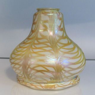 Large Quezal Fishnet Art Glass Lamp Shade Signed C1902 Tiffany Steuben Era 6¾” T