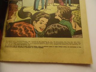 1964 THE BEATLES Dell Giant Comic Book Complete with Pin - ups 07 - 059 - 411 Vintage 5