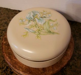 Vintage Avon Beauty Dust Powder Container And Puff Vanity Bath Blue Orchid
