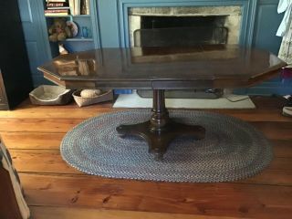 Ethan Allen Vintage Octagonal Spindle Hard Wood Dining Table 2 Leafs,  W/pad