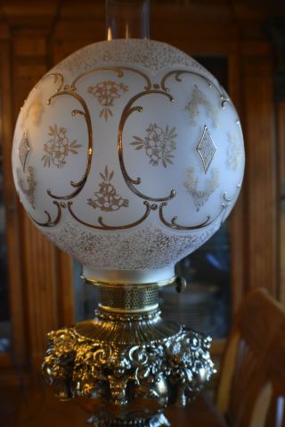 ANTIQUE GWTW VICTORIAN BANQUET PARLOR KEROSENE OIL CONVERTED LAMP 2