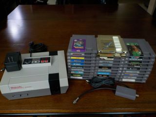 Nes With 29 Games Vintage 1985 Nintendo Entertainment System