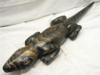 Vintage Hand Carved Wooden Alligator Crocodile Lizard Native Animal Figure