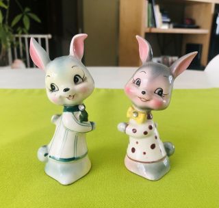 Vintage Enesco Bunny Rabbit Salt & Pepper Shakers Easter Anthropomorphic Japan