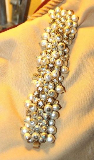 Vtg Couture Demario Pearl & Rhinestone Gold Plated Chucky Signed Bracelet