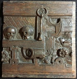 Late 16th Century English Carved Oak Panel Fragment With Skulls