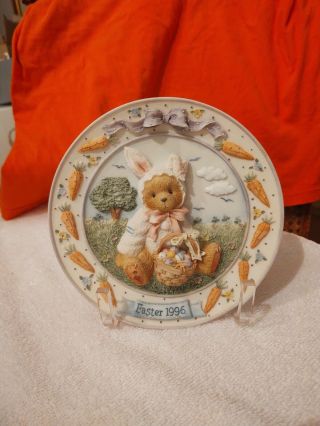 Cherished Teddies Easter 1996 Plate - " Some Bunny Loves You ",  Box