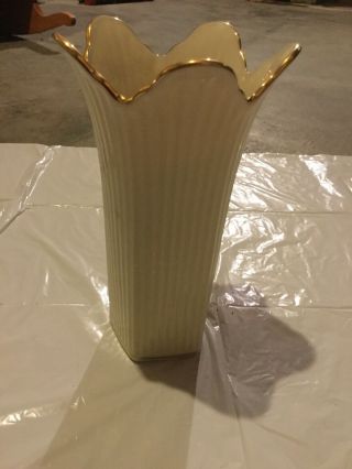 Lenox Meridian Large Vase,  Ivory With 24k Gold Trim,  Made In Usa