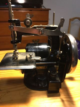 Vintage Singer J - 1 Sewing Machine