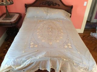 Antique Vintage Fine Tambour Net Lace Embroidered Daisy Bedspread Ecru