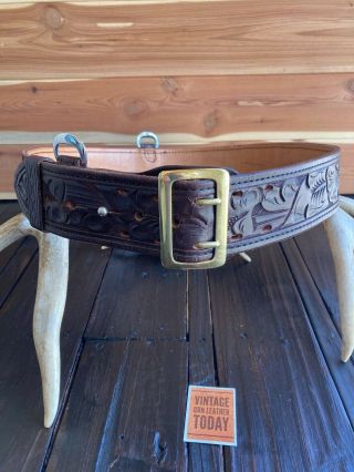 Vintage Sz 40 Shoemaker Cordovan Brown Floral Carved Lined Leather Belt