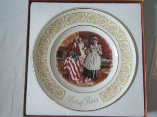 Avon 1973 Betsy Ross Plate With Sleeve,  Wedgwood Made In England