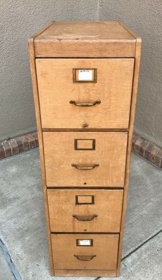 Vintage Early 20th Century Yawman and Erbe Mfg.  Oak 4 Drawer Filing Cabinet 3