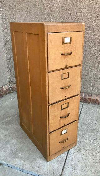 Vintage Early 20th Century Yawman and Erbe Mfg.  Oak 4 Drawer Filing Cabinet 4