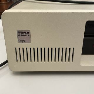 Vintage 1980s IBM 5150 Personal Computer Hardrive Floppy Disc Mainframe See Desc 2