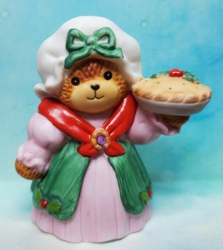 Enesco Lucy And Me Lucy Rigg Bear Christmas Girl With Pie