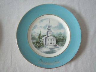Avon Christmas 1974 Plate Second Edition " Country Church ",  Wedgwood,  England