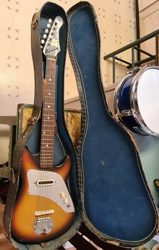 Kent Vintage 1960s Electric Guitar With Case And Strap