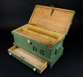 Antique Primitive Small Wood Carpenter ' s Chest Trunk Tool Box Vintage 2