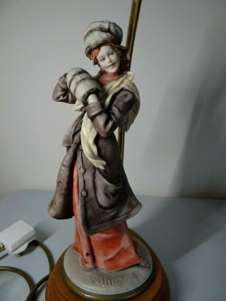 Capodimonte Figurine Of Smiling Lady By Bruno Merli,  Made In Italy - Table Lamp