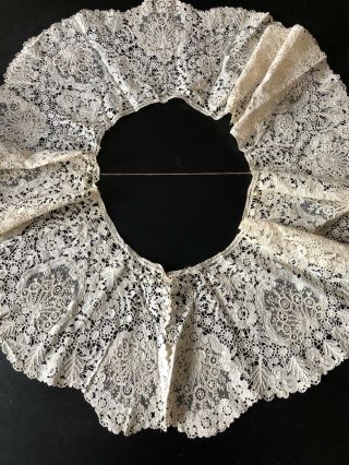 Antique Lace - C.  19thc.  Ornate Brussels Duchesse Lace Collar W/point De Gaze