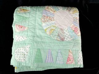 Feed Sack Dresden Plate Quilt Vintage 1930 