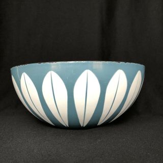Vintage Cathrineholm Of Norway Blue Lotus Enamelware 9.  5 Bowl Mcm