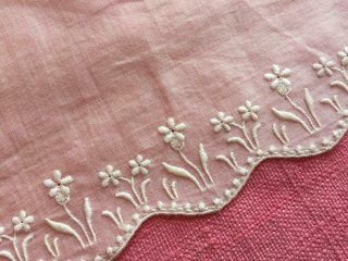 Vintage French Fil De Lin Embroidered Edging Flowers Scalloped Edge 2 Meters