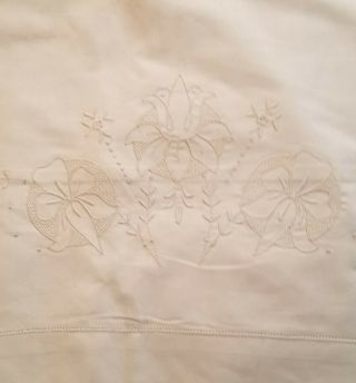 Antique White Cotton Flat Bed Sheet W/ Embroidered Design 90 Wide 85 Long