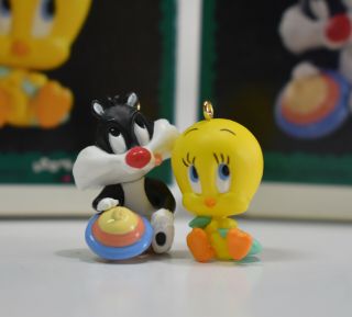 Hallmark Baby Tweety Sylvester 1996 Miniature Ornament Looney Tunes Warner Bros