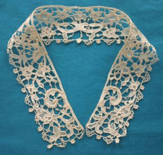 Antique 19th Century Hand Made Needle Lace Collar