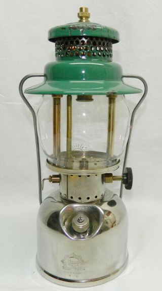 1937 Coleman 242b " Sportlite " Gas Lantern W Green Sunrise Logo Globe Generator
