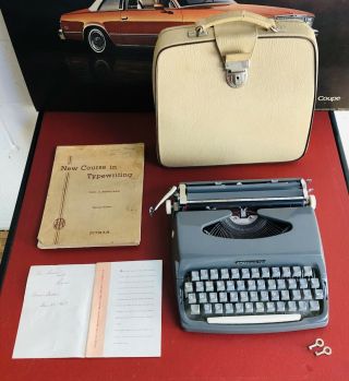 Vintage 1950s/1960s Speedwriter Portable Typewriter Set