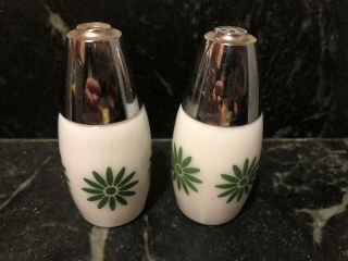 Vintage Gemco Westinghouse Milk Glass Green Daisy Salt & Pepper Shaker Set