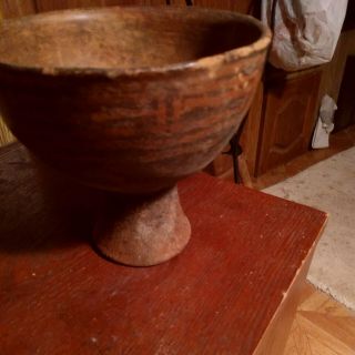 Large Pre Columbian Narino Pedestal Bowl - Colombia - Circa 800 To 1200 Ad