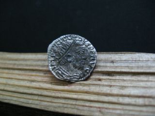 Amandus Usurper In Gaul 285 - 286 Ad Silver Ar Antoninianus 1,  75 Gr.  Venvs Avg