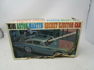Vintage M101 Aston Martin Remote Control Secret Ejector Car Toy W/original Box