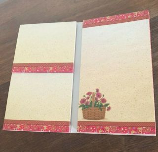 Longaberger 3 Note Pads In Folder 4 X 3.  75 & 4 X 7.  25 Floral 2 Available