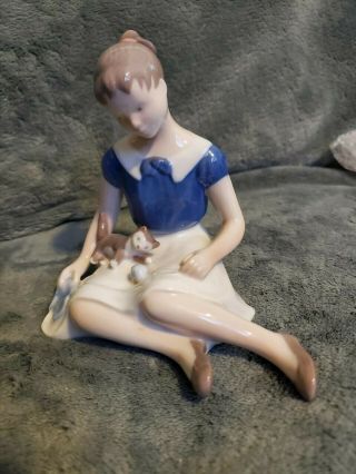 Bing & Grondahl B&g Denmark Girl With A Cat Porcelain Figure