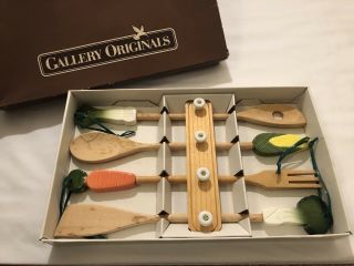 Gallery Originals Vegetable Utensil And Rack 1984