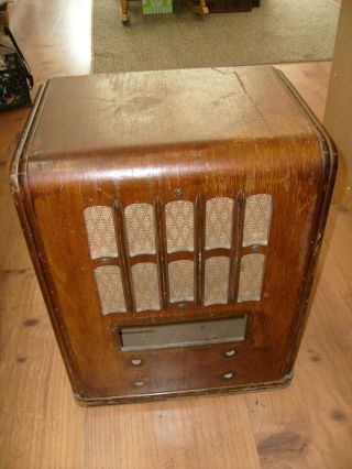 Vintage Ge General Electric E - 81 Tombstone Tube Radio - Cabinet