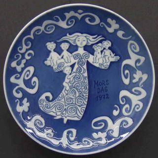 Royal Copenhagen Mothers Day Plate Oriental Mother Collector Plate 1972 75866