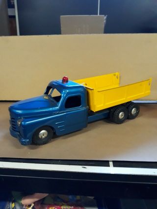 Vintage - Structo Dump Truck Pressed Steel With Emergency Red Light,  Great Shape