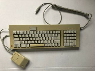 Vintage Macintosh Apple Computer Keyboard M0116 & Desktop Mouse A9m0331