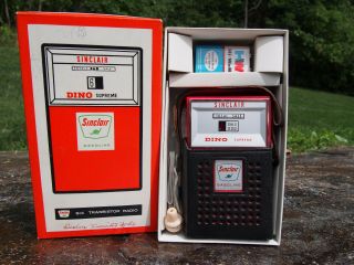 Vintage Sinclair Gasoline Dino Transistor Radio Gaspump W/original Box & Battery