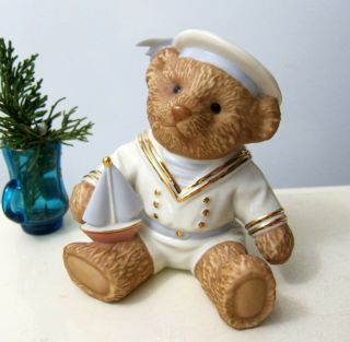Lenox First Mate Teddy Bear Holding A Sailboat Figurine