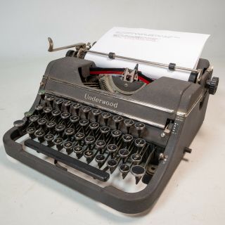 Vintage 1939 Underwood Universal Touch Tuning Portable Typewriter Ribbon