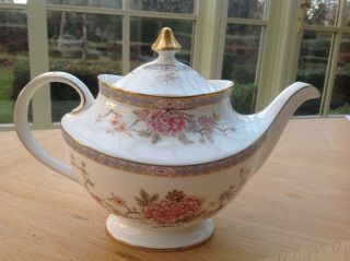 Vintage Royal Doulton Canton Teapot Fine English Bone China Ref H5052